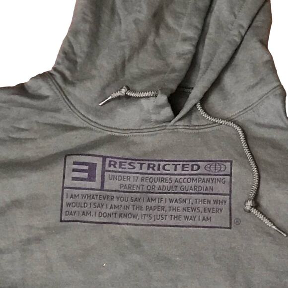 Restricted the way I am hoodie XL - Picture 2 of 4